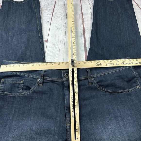 Travis Mathew Jeans Mens 40 x 27 Blue Denim Stretch Tapered  Leg Dark Wash Golf - Picture 6 of 11